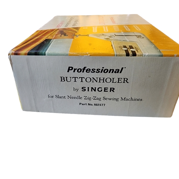 Vtg Singer Professional Buttonholer Sewing Machine Slant Needle Zig-Zag 102577 - Picture 7 of 16